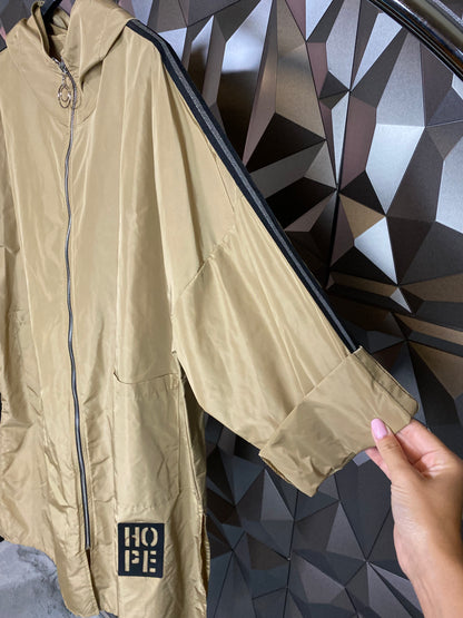 Windbreaker Rainy